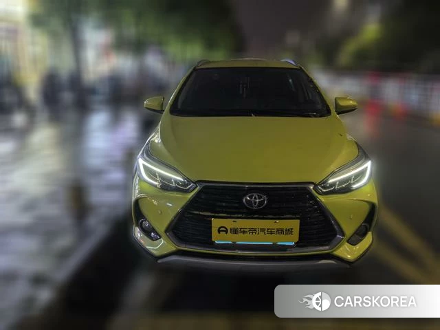 Toyota Yaris L 2021 Желтый из Китая, фото 2