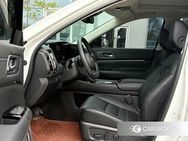 Nissan Pathfinder 2025 Белый из Китая, фото 2
