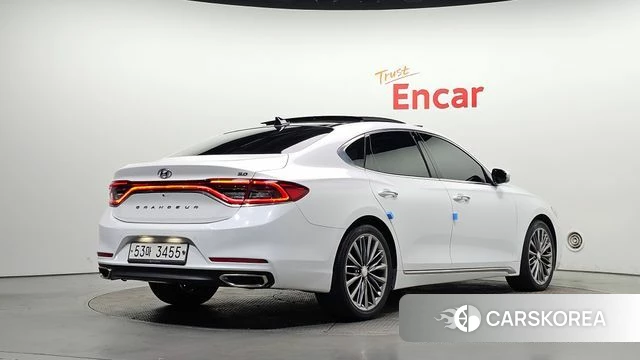 Hyundai Grandeur IG id 4960390 из Кореи 12