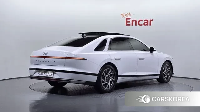 Hyundai Grandeur (GN7) id 3262795 из Кореи 12