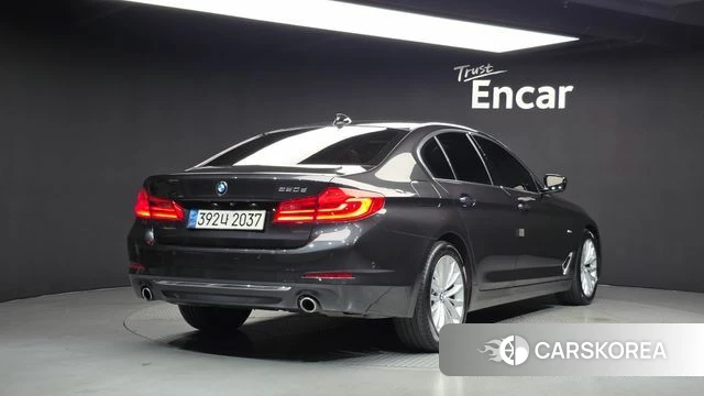 BMW 5 Series (G30) id 4993634 из Кореи 12