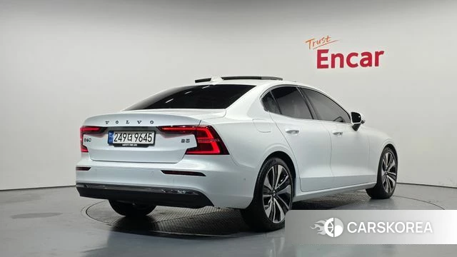 Volvo S60 3rd generation id 5016336 из Кореи 12