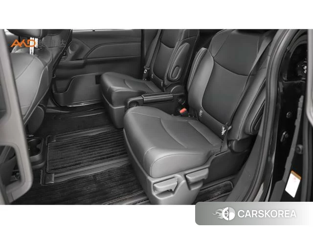 Toyota Granvia 2025 Зеленый из Китая, фото 3