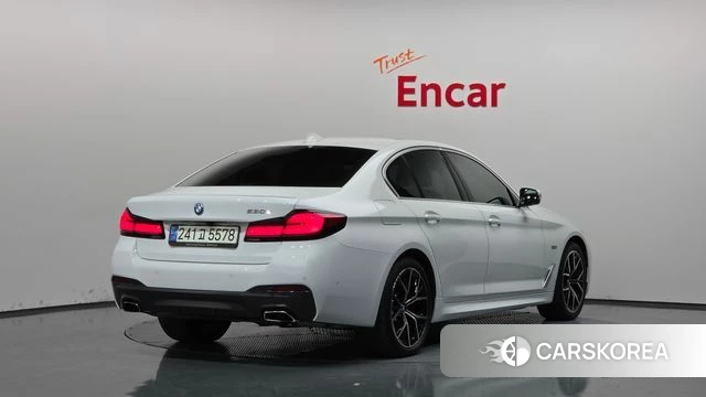 BMW 5 Series (G30) id 5040775 из Кореи 12