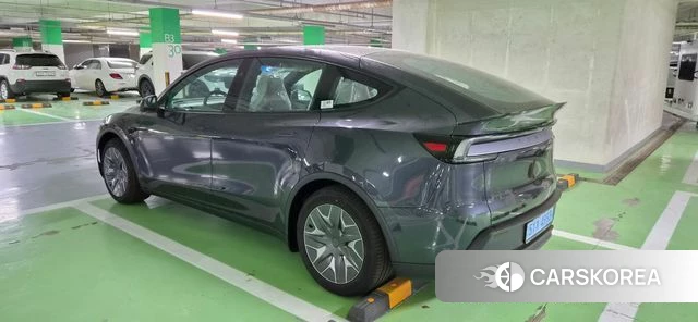 Tesla Model Y 2026 Серый из Кореи, фото 2