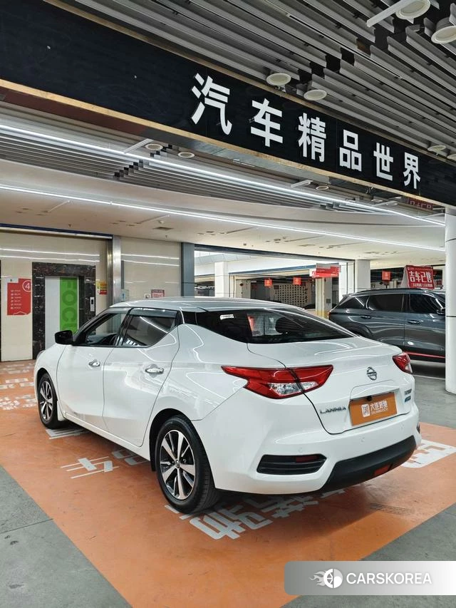 Nissan Lannia 2021 Белый из Китая, фото 2