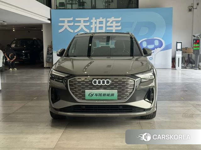 Audi Q4 2024 Темно-серый из Китая, фото 2