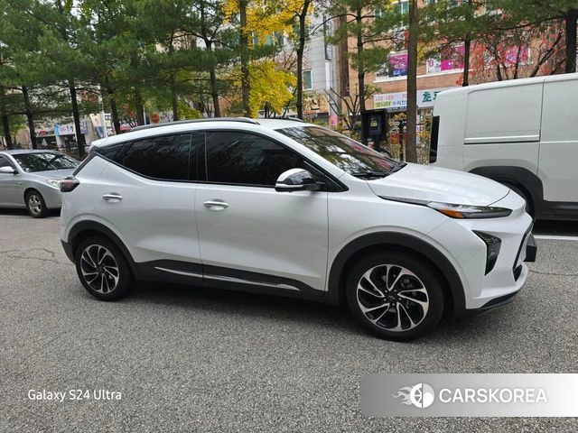 Chevrolet (GM Daewoo) Bolt EUV 2023 Белый из Кореи, фото 2