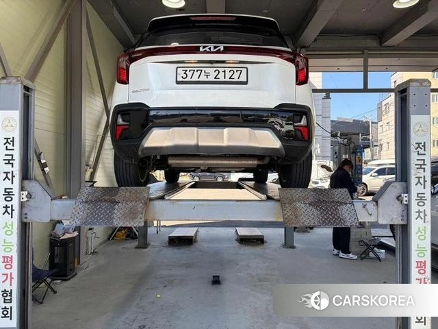 Kia The New Seltos 2023 Белый из Кореи, фото 2