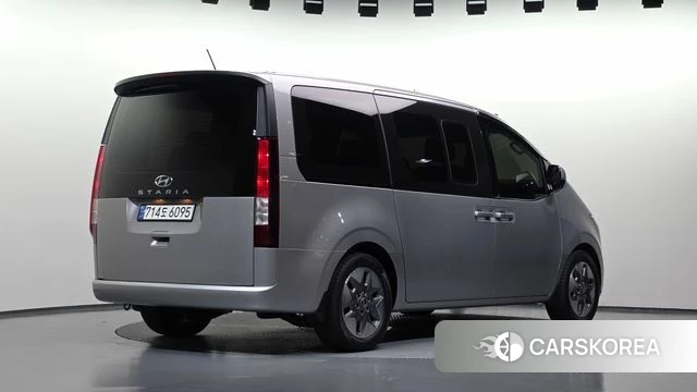 Hyundai Staria id 5016645 из Кореи 12