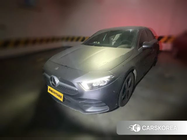 Mercedes-Benz A-Class 2023 Темно-серый из Китая, фото 2