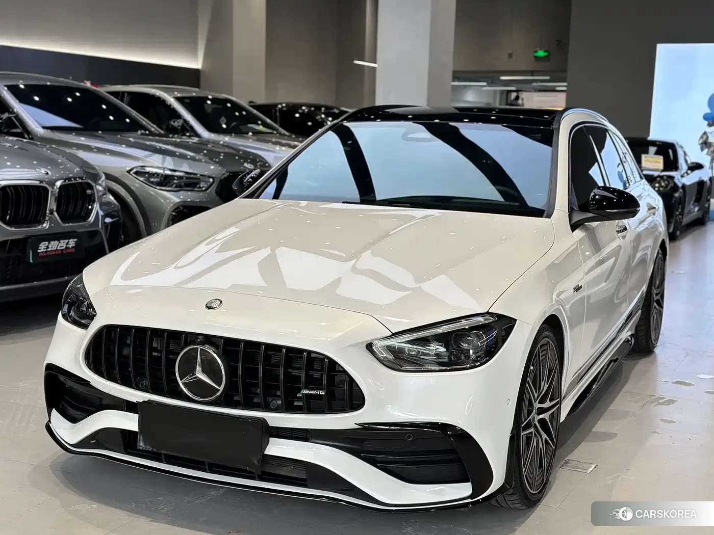 Mercedes-Benz AMG C-Class 2024 Белый из Китая, фото 3