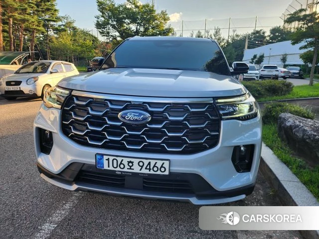Ford Explorer 6th Generation 2025 Белый из Кореи, фото 4