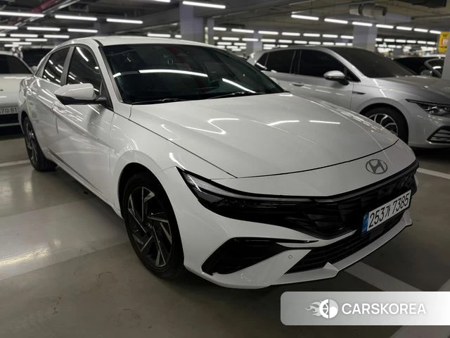 Hyundai The New Avante (CN7) 2023 Белый из Кореи, фото 5
