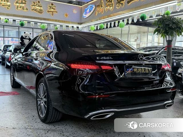 Mercedes-Benz E-Class 2023 Черный из Китая, фото 6