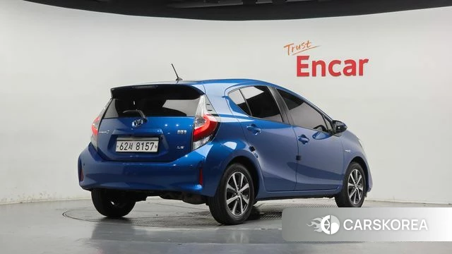 Toyota Prius C id 5013902 из Кореи 12
