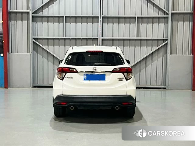 Honda Vezel 2021 Белый из Китая, фото 2