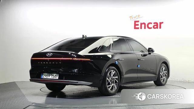 Hyundai Grandeur (GN7) id 5046156 из Кореи 12