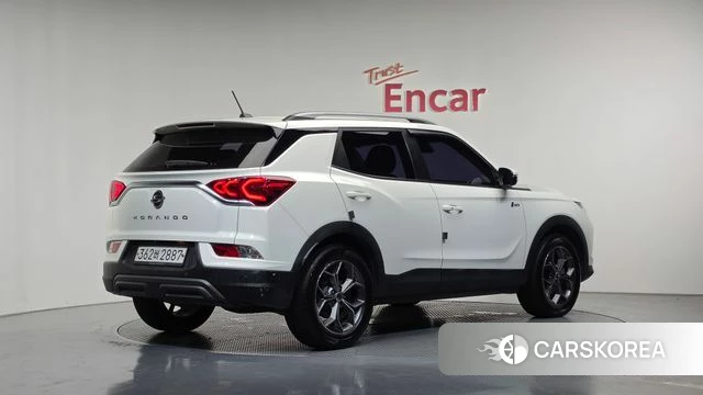 Ssangyong Beautiful Korando id 4977744 из Кореи 12