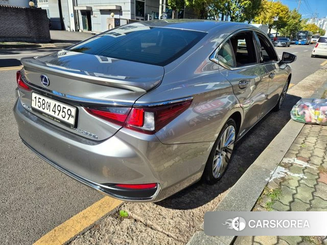 Lexus ES300h 7th generation id 5018089 из Кореи 12