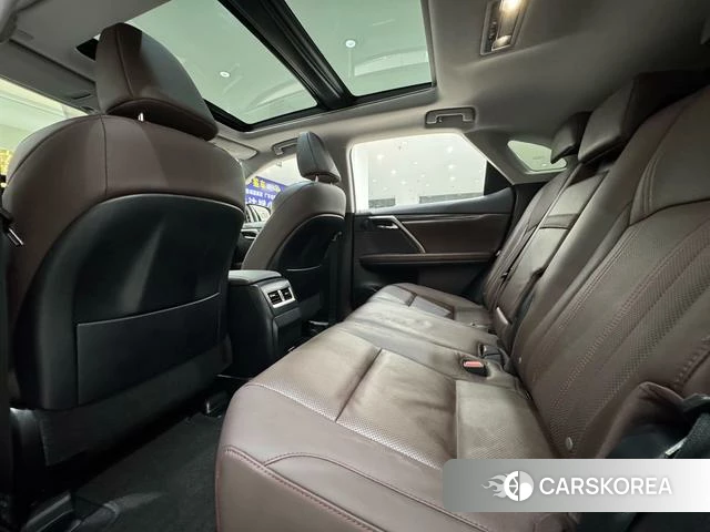 Lexus RX 2022 Серебристо-серый из Китая, фото 2