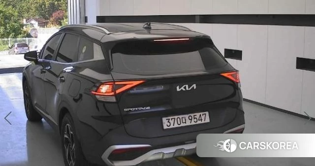 Kia Sportage 5th Generation 2022 Черный из Кореи, фото 2