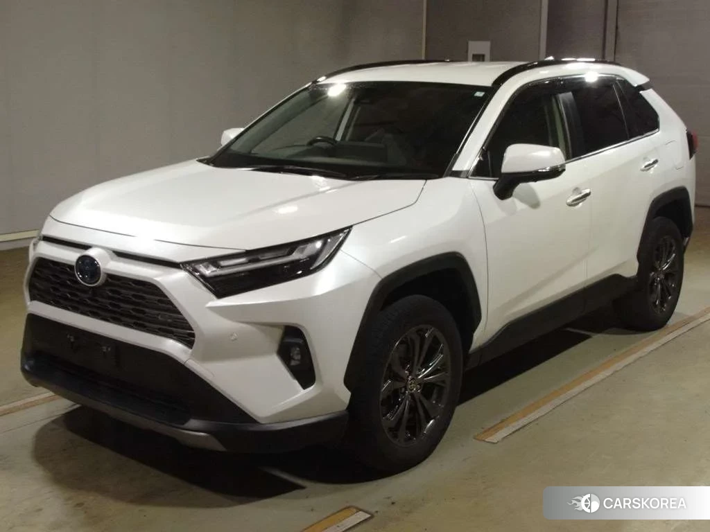 Toyota RAV4 2023 из Японии, фото 2