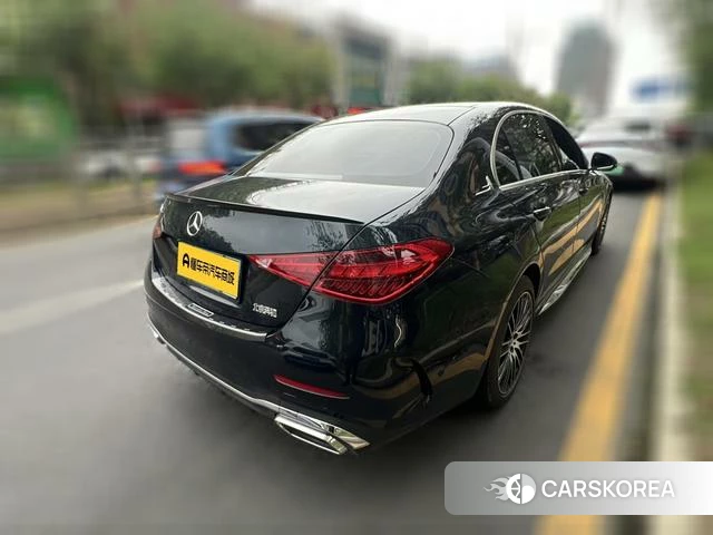 Mercedes-Benz C-class 2023 Зеленый из Китая, фото 2