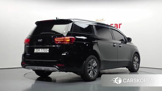Kia The New Carnival id 4998415 из Кореи 12