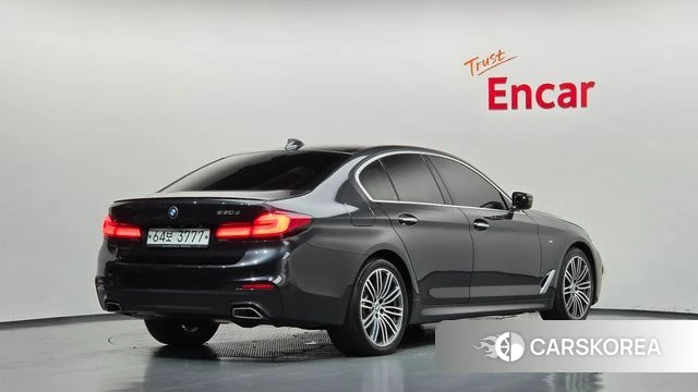 BMW 5 Series (G30) id 4967629 из Кореи 12