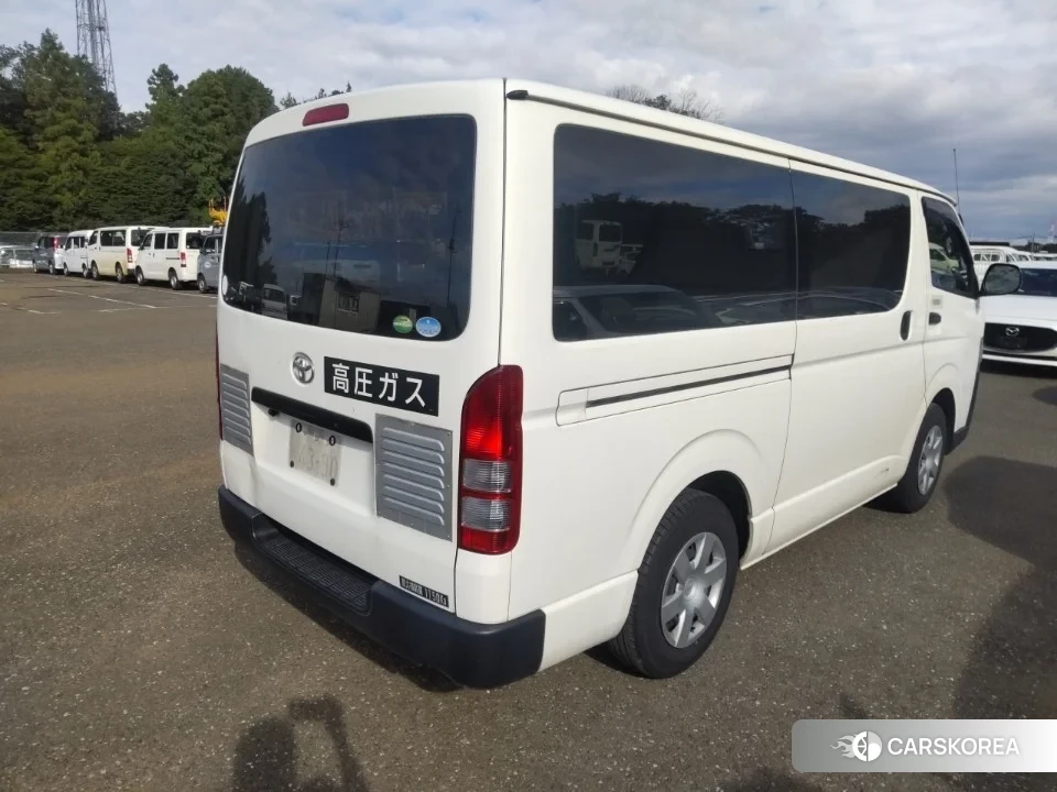 Toyota HiAce Van 2020 из Японии, фото 2