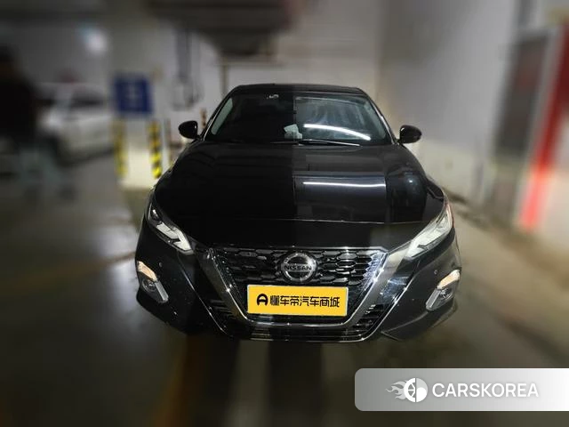 Nissan Altima 2021 Черный из Китая, фото 2