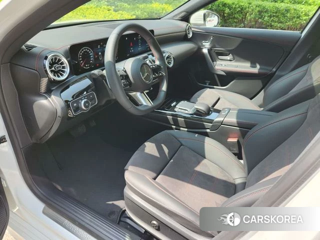 Mercedes-Benz A-Class 2023 Белый из Китая, фото 4