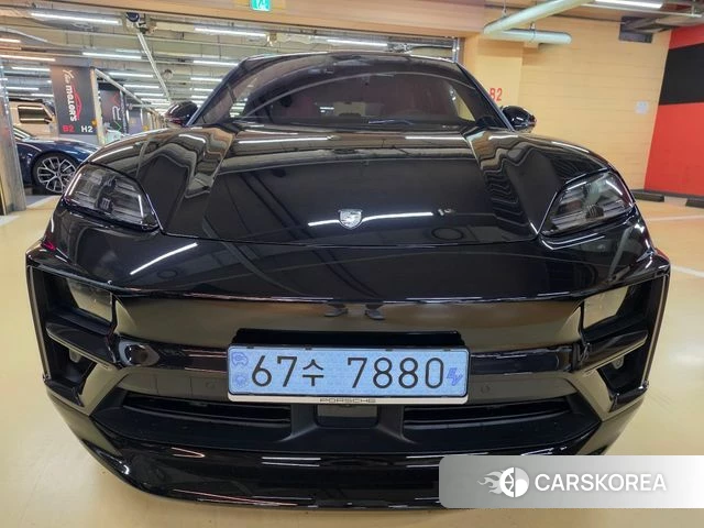 Porsche Makan EV id 4904046 из Кореи 12