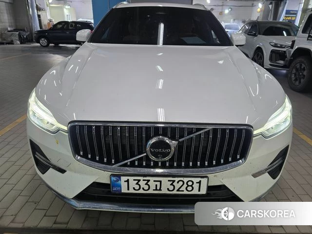 Volvo XC60 second Generation 2024 Белый из Кореи, фото 2