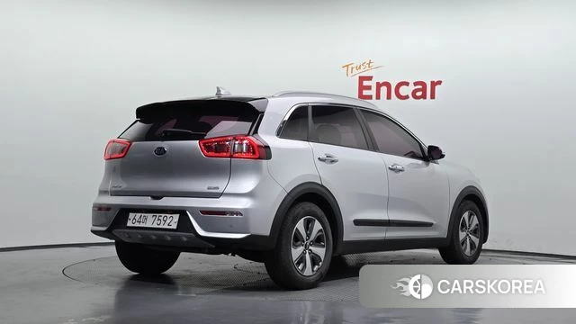 Kia Niro id 4988564 из Кореи 12