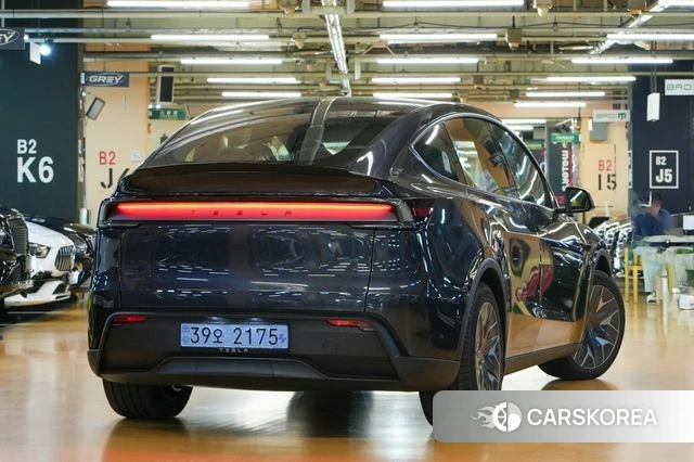 Tesla Model Y 2026 Серый из Кореи, фото 4