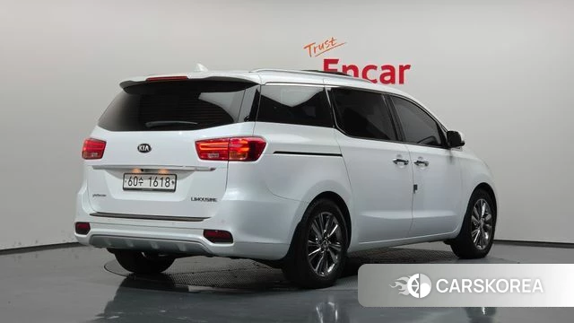 Kia The New Carnival id 5048640 из Кореи 12