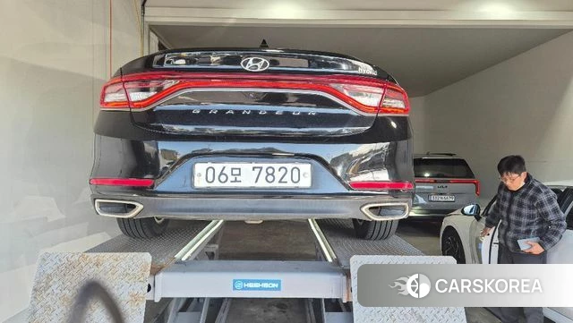 Hyundai Grandeur IG Hybrid 2018 Черный из Кореи, фото 2