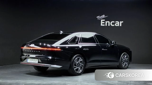 Hyundai Grandeur (GN7) id 4985624 из Кореи 12