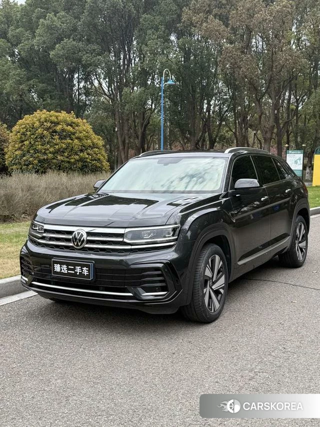 Volkswagen Teramont 2022 Темно-серый из Китая, фото 5