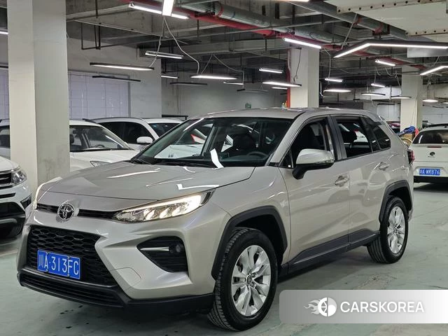 Toyota Wildlander 2023 Шампань из Китая, фото 3