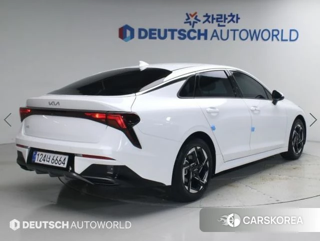 Kia The New K5 3rd generation 2024 Белый из Кореи, фото 2