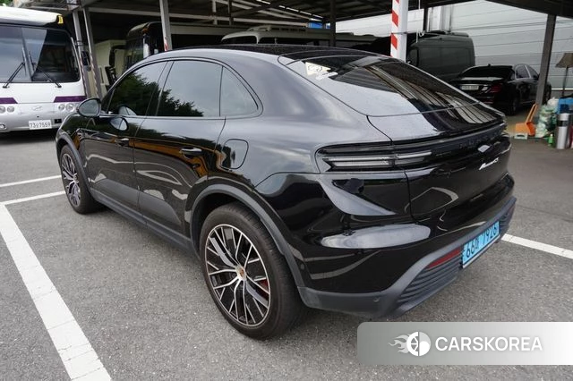 Porsche Makan EV id 4757107 из Кореи 12