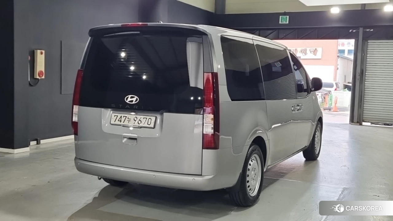 Hyundai The New Staria id 4862567 из Кореи 9