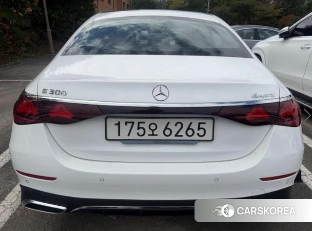 Mercedes-Benz E-Class W214 2025 Белый из Кореи, фото 2
