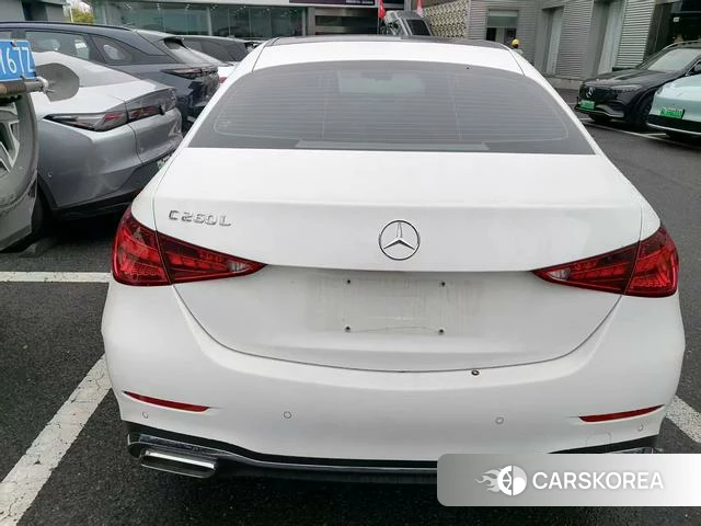 Mercedes-Benz C-class 2024 Белый из Китая, фото 2