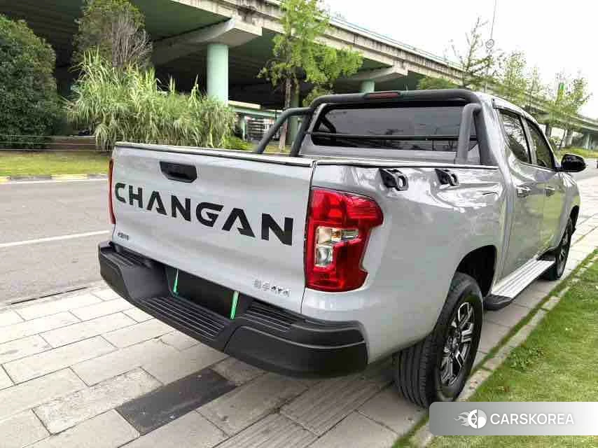 Chang'an Hunter 2024 Серебристо-серый из Китая, фото 2
