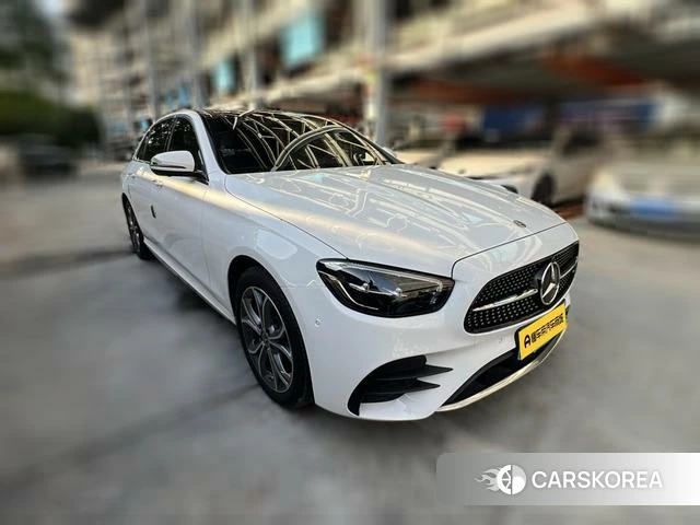 Mercedes-Benz E-Class 2021 Белый из Китая, фото 2