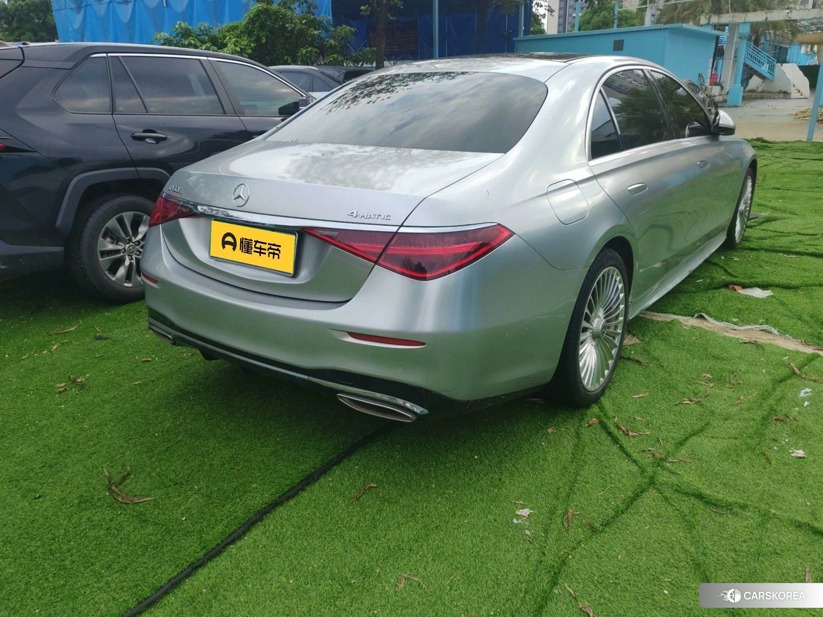 Mercedes-Benz S-Class 2023 Серебристо-серый из Китая, фото 2